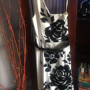 Flirty one shoulder B Smart sun dress